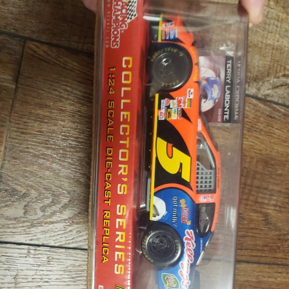 Collectors edition Nascar 5 terry labonte racing die cast - Picture 2 of 4